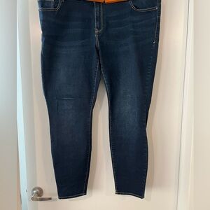 Old Navy Rockstar skinny jeans